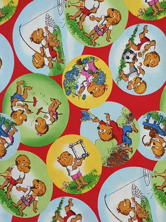 #349 - Moda - Berenstain Bears - Outdoor Sports & Activities On A Red Background